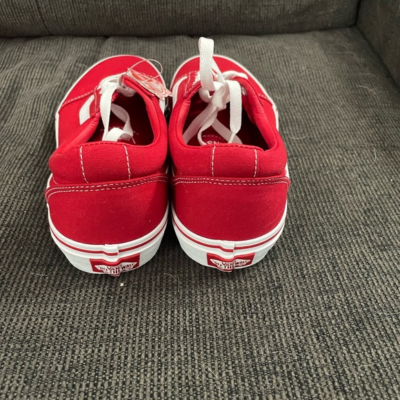 Brand new red vans - Picture 3 of 5